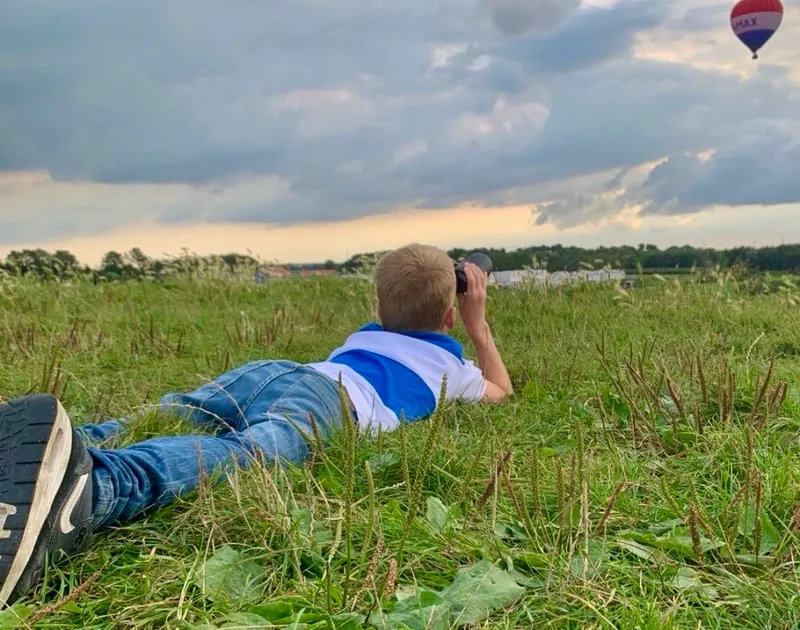 kan niet in een groep functioneren?